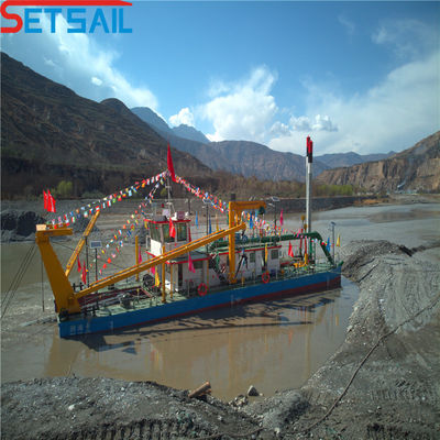 Tecnología Cummins Motor diesel Rexroth Hydraulic Cutter Head Dredger para el dragado