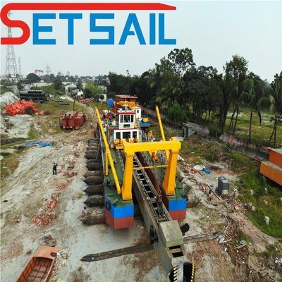 Excavadora de arena de río de 26 pulgadas con bomba submarina Peso total 380t y solicitud personalizada