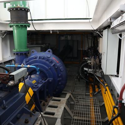 Dredger de succión de corte de 26 pulgadas para arena marina impulsado por un motor diesel Cummins