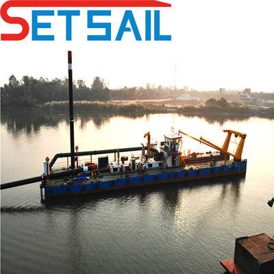 Capacidad de suelo 1200m3 Cummins motor diesel 26 pulgadas cortador excavadora de succión con anclaje