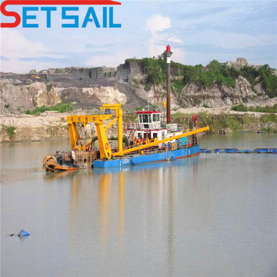 Profundidad de dragado 18m 26 pulgadas Cortador hidráulico Succión excavadora de arena con motor potente