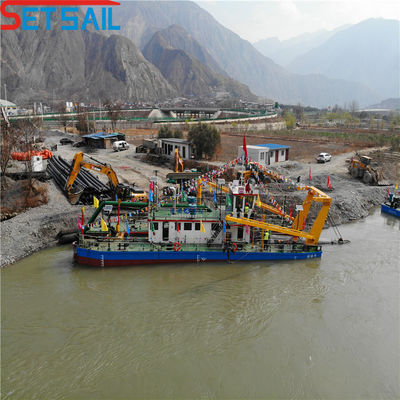 3900cm * 860cm * 200cm Package Cutter Succión de arena Barco de dragado con anclaje