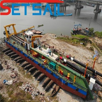 Reservorio del puerto de River Lake Dredging con una dragada de succión de 24 pulgadas a 20 metros de profundidad