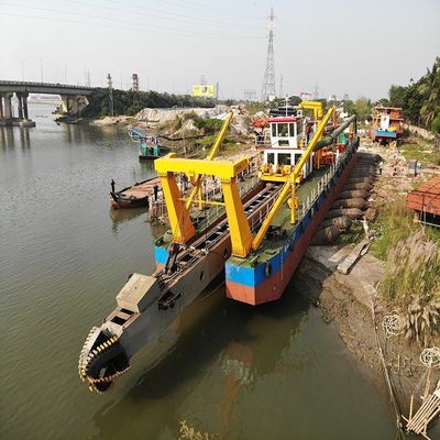 Excavadora de aspiración con cabrestante hidráulico y transportador de espuma