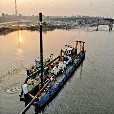 Dredger de succión de 20 pulgadas con sistema de control de Siemens y sistema hidráulico del motor diesel