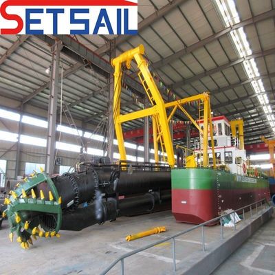 Máquina de dragado de succión de 18 pulgadas tipo ranura CTN 2000 metros Distancia máxima de descarga