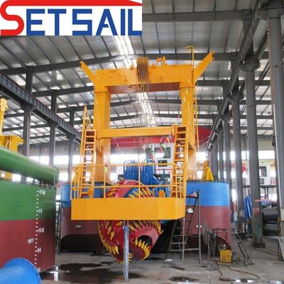 Excavadora de succión de 18 pulgadas para Egipto Cumins 260 Kw Potencia auxiliar 700m3 Capacidad