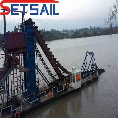 Maquinaria de extracción de oro en el río con una longitud total de 24 m-38 m y una capacidad de 0.035-0.08 m3