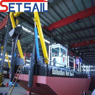 Barco de trabajo de servicio multifunción de motores diésel Cummins con casco de acero de aleación resistente